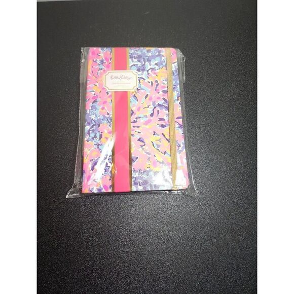 Lilly Pulitzer Journal Coco Coral Crab - Picture 2 of 6